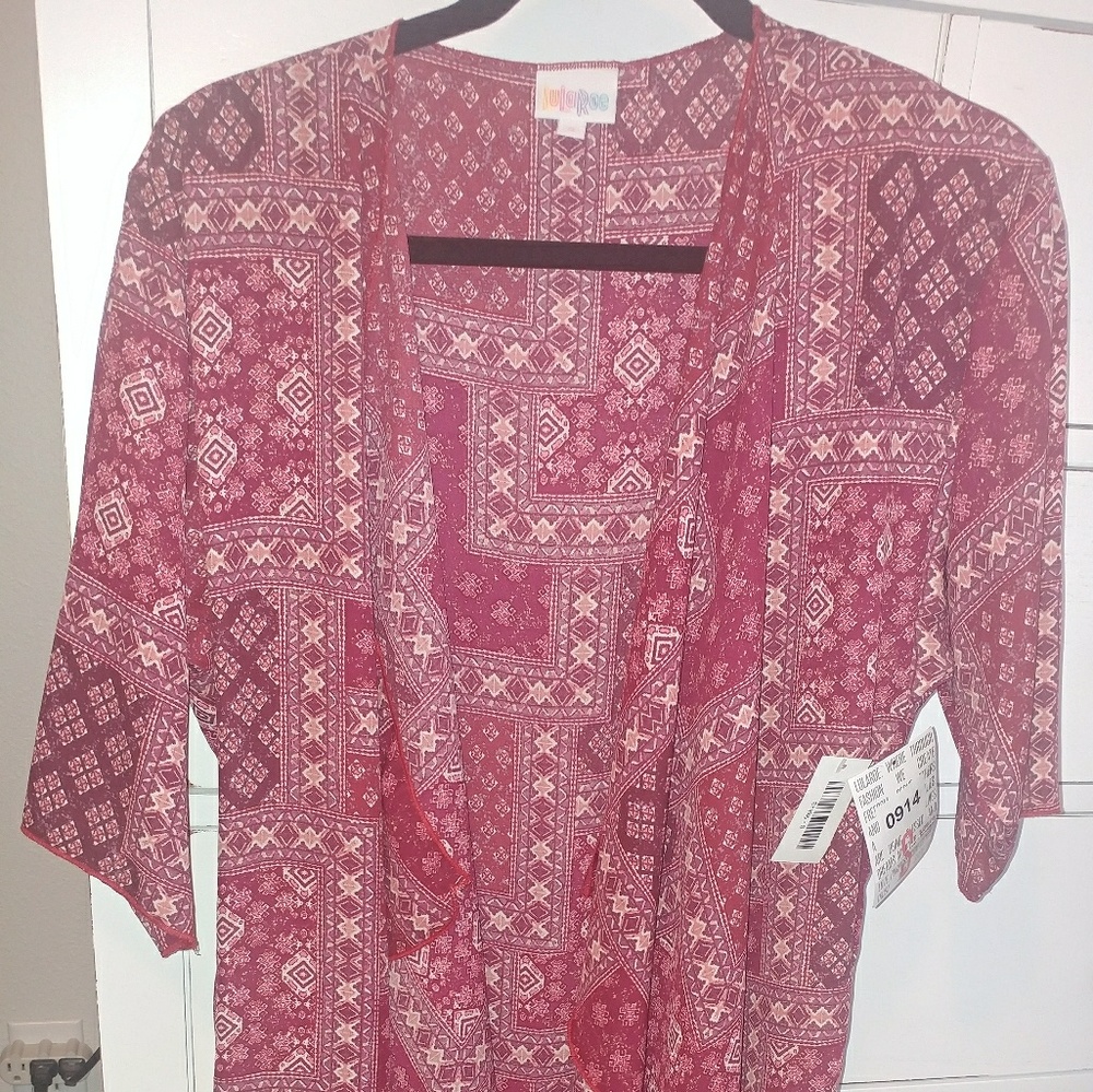 LuLaRoe Shirley size Small